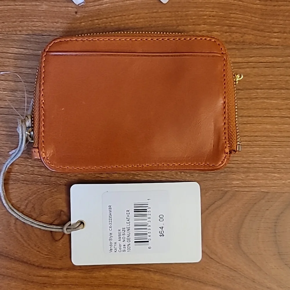HOBO Katya Amber Leather Credit Card Holder - Picture 2 of 5